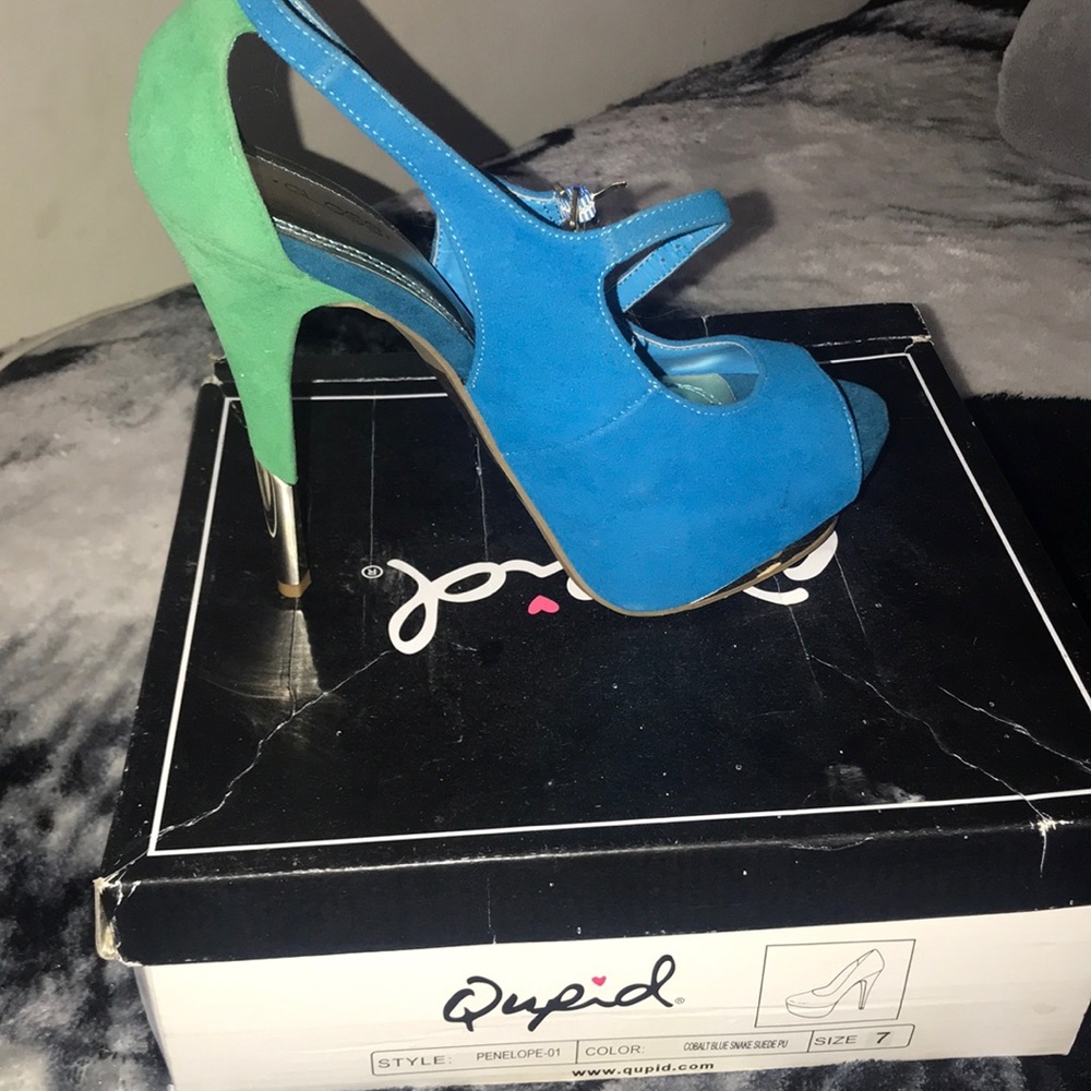 Heels size 7